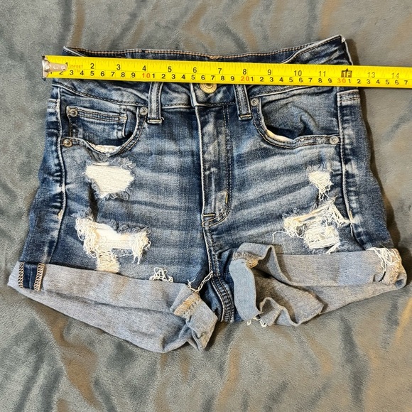 American Eagle Outfitters Blue Distressed Jean Shorts
#1068 - Picture 4 of 8